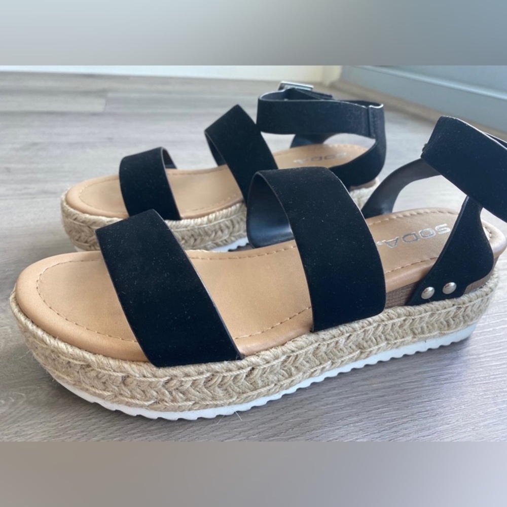 Soda black platform sandals